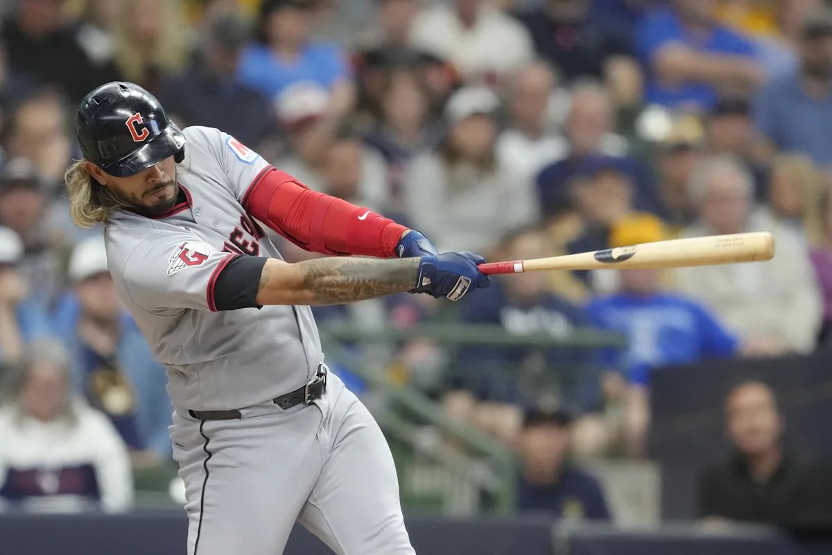 Brewers Edge Guardians 2-1 in Game One Thriller