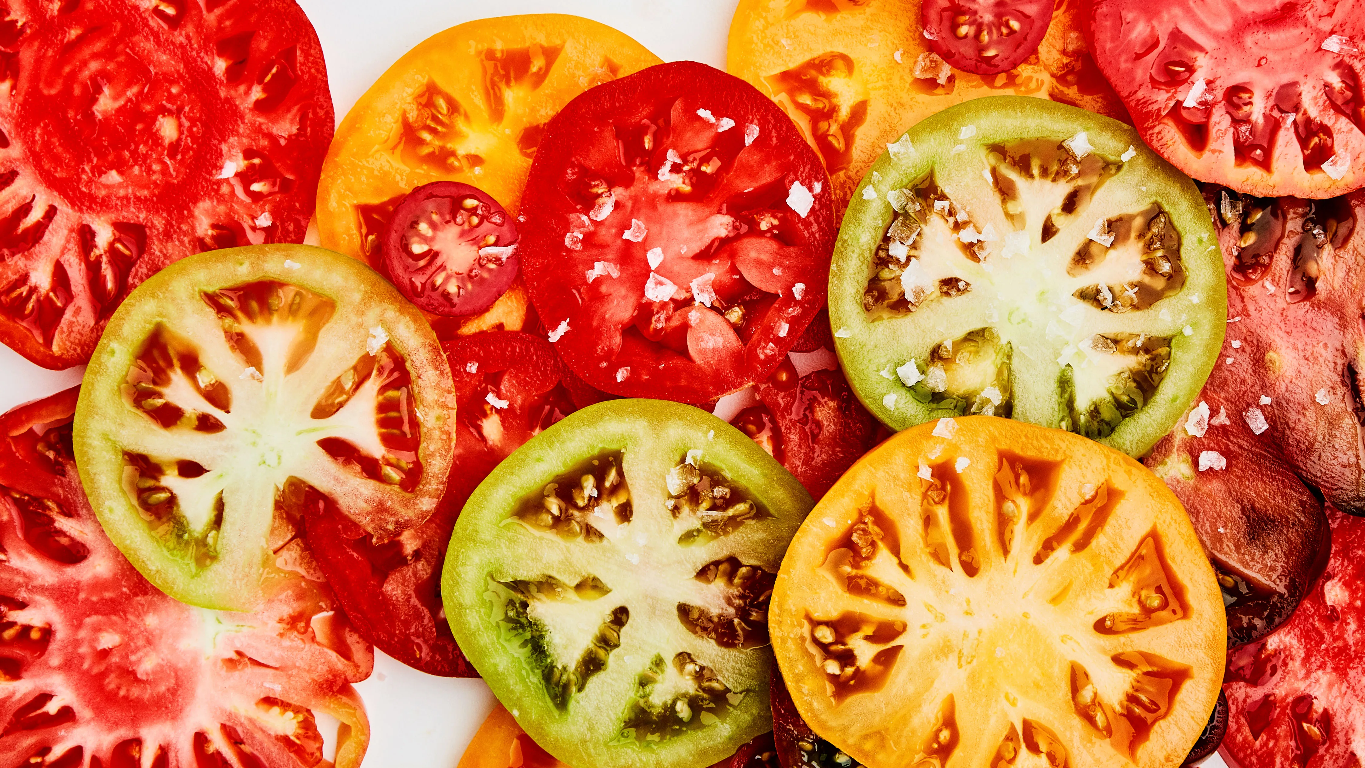 Guide Explains Tomato Types from Heirlooms to Hybrids