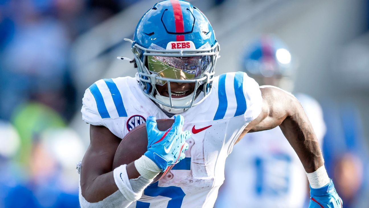 Lacy, Toney, Moore to Lead EA Sports College Football 27 Cover