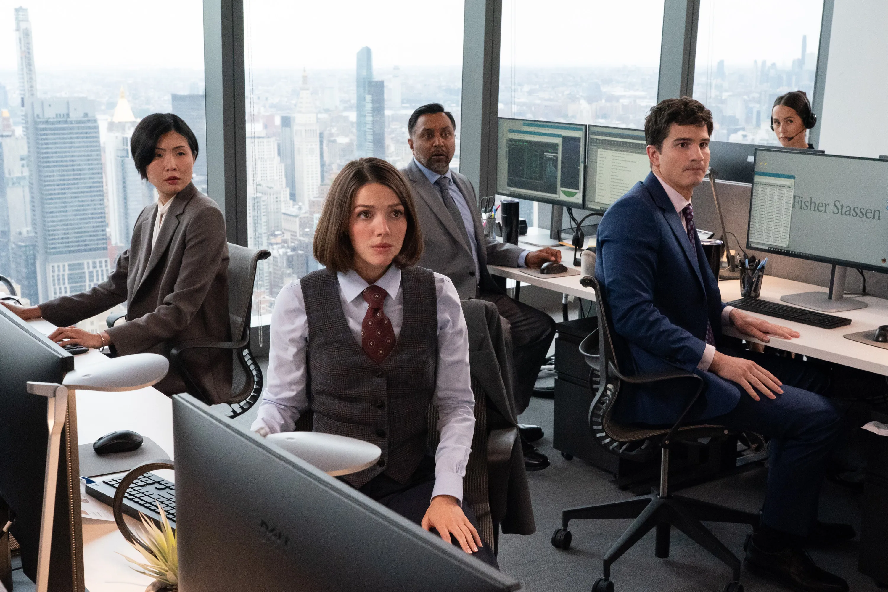 Mindy Kaling’s ‘Not Suitable for Work’ Premieres on Hulu