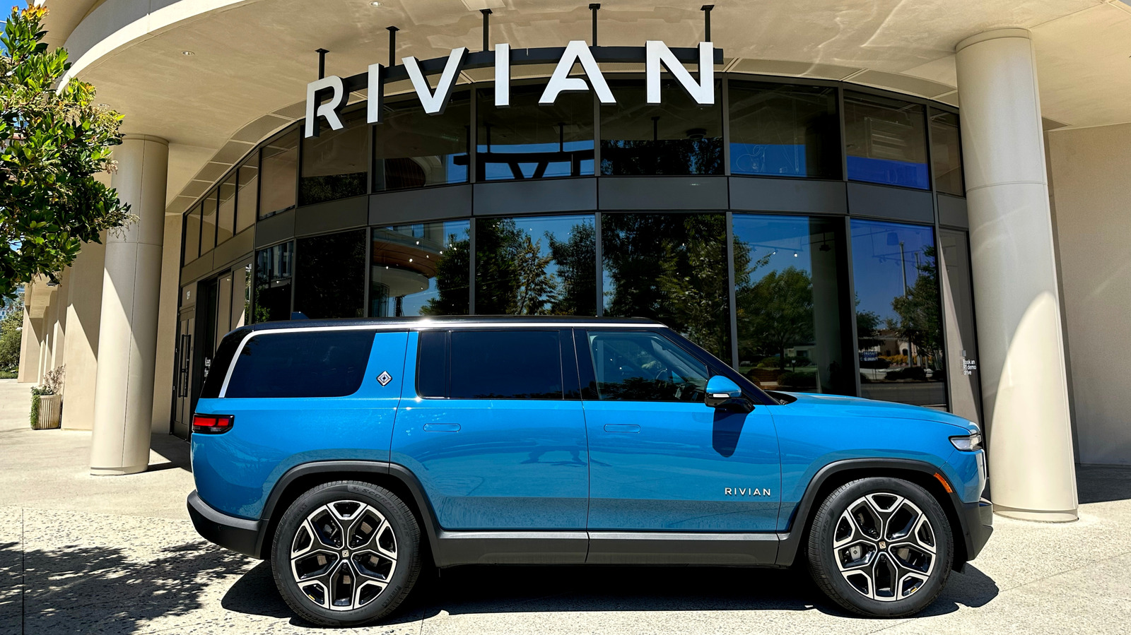 Rivian Faces Class Action Lawsuit Alleging Misrepresentation of Self-Driving Capabilities