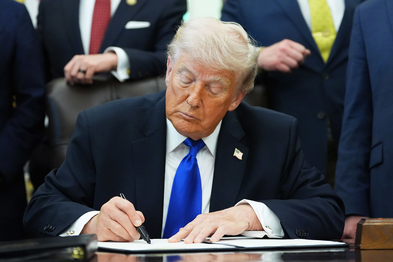 Trump Signs Executive Order Creating Voluntary Framework for Government Access to AI Models