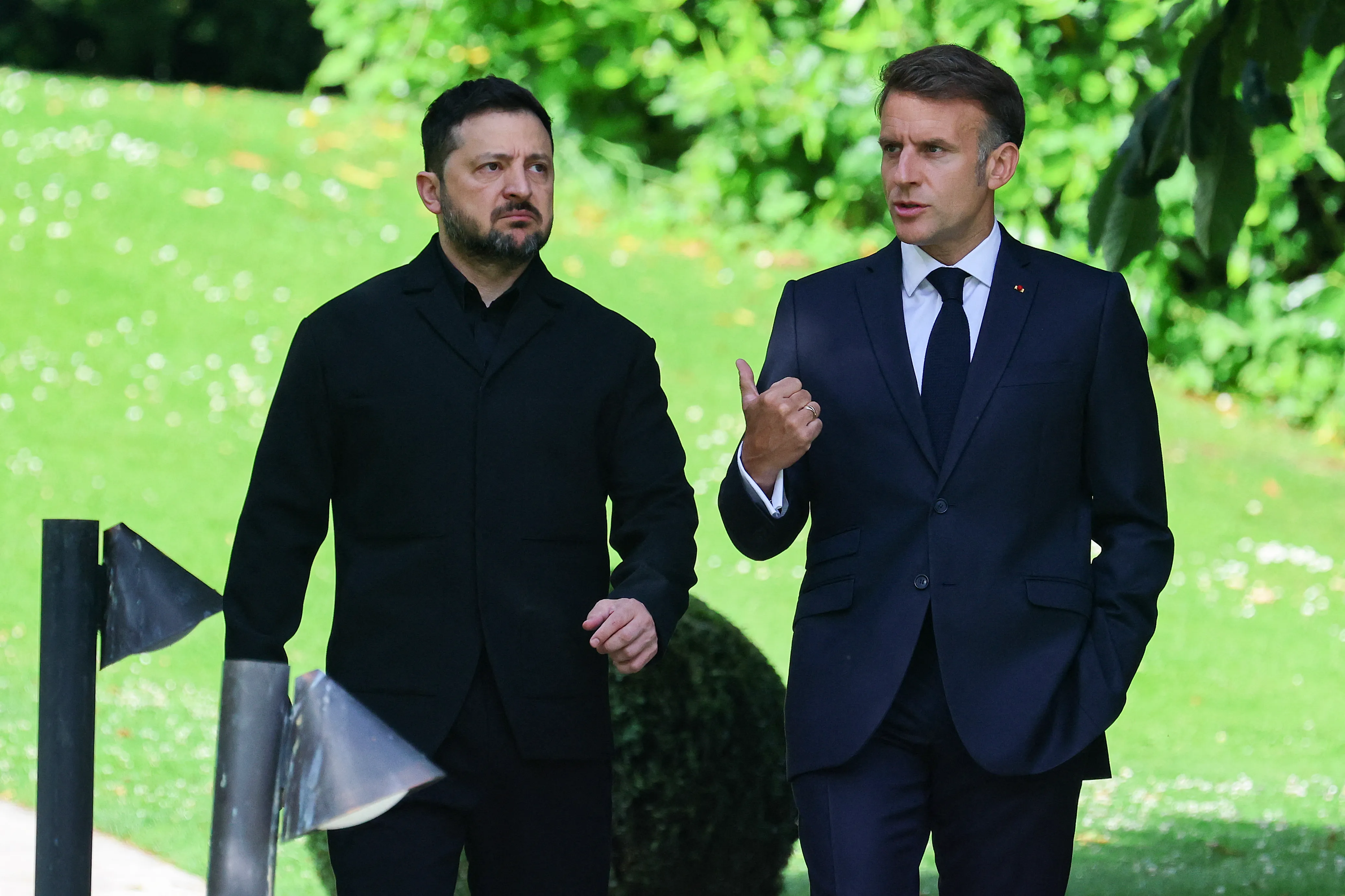 Zelensky Meets G7 Leaders in Evian to Discuss Ukraine War and Peace Prospects